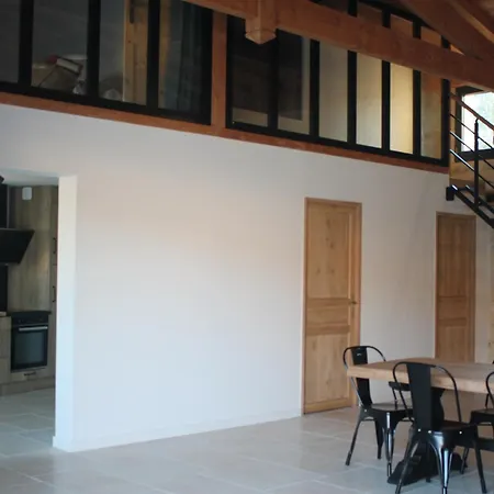 La Maison Bois Carré *